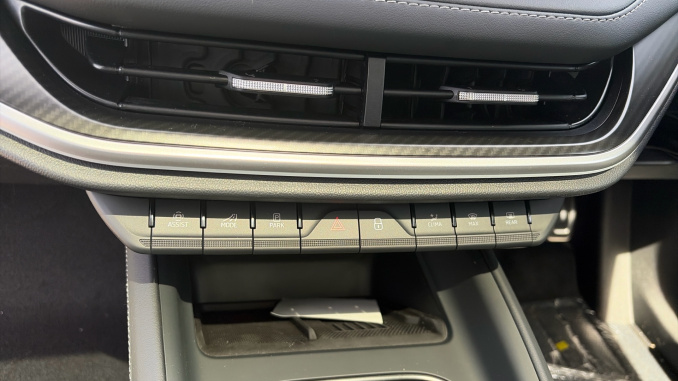 Skoda Enyaq 250kW vRS 82kWh 4x4 5dr Auto Electric Estate - Image 13
